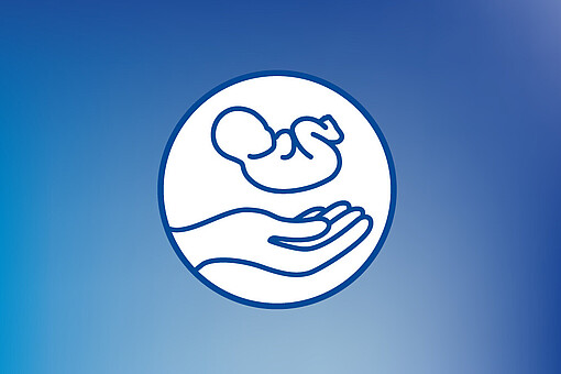 
                Hand im Kreis fängt Baby auf
            