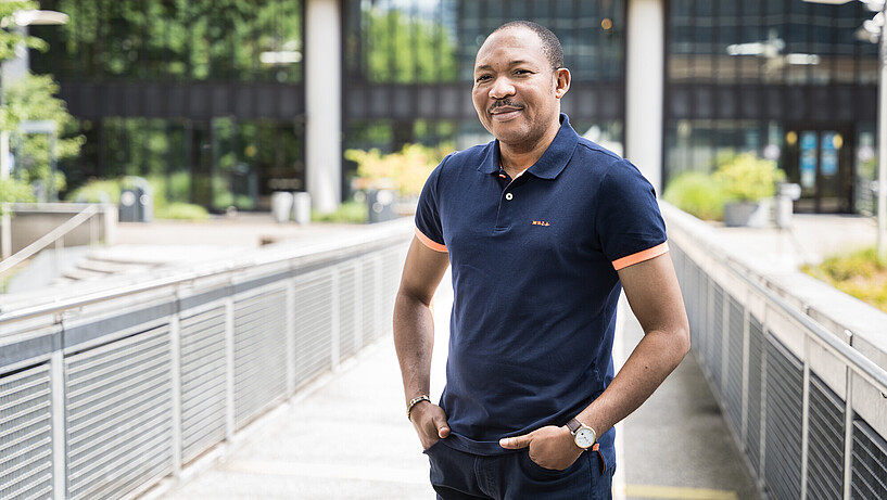 HAW Hamburg, Fakultät W&S, Department Soziale Arbeit, Professor HAW Hamburg, Fakultät W&S, Department Soziale Arbeit, Professor Louis Henri Seukwa, Professor für Erziehungswissenschaften, Fotografiert am Berliner Tor 5 am 22.6.2020