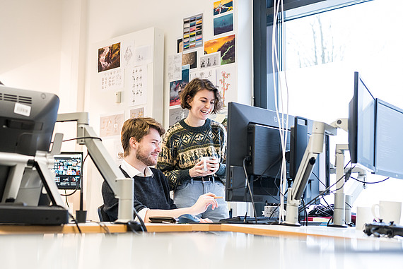 
                                Studierende im GamesLab
                            