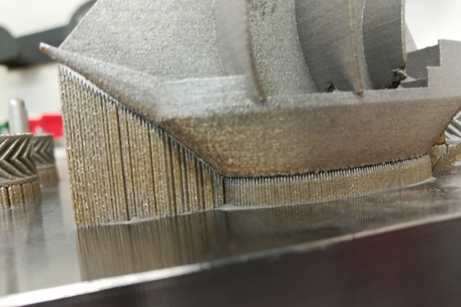 
                                                SLM-Druck von Piratenschiffen
                                            