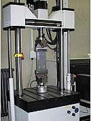 
                Hydraulische Prüfmaschine
            