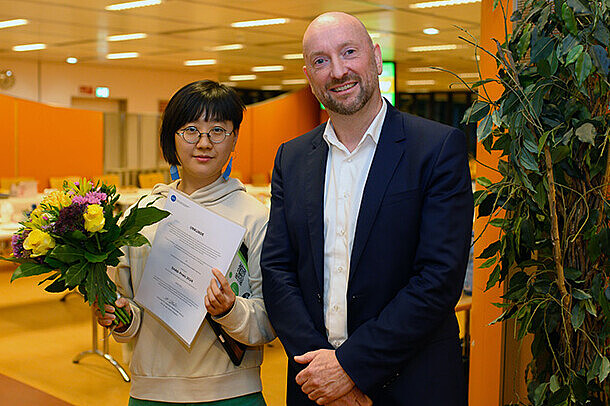 
                Daha Yeo und Prof. Dr. Peter Wulf
            