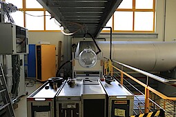 
                E1B Systemprüfstände
            