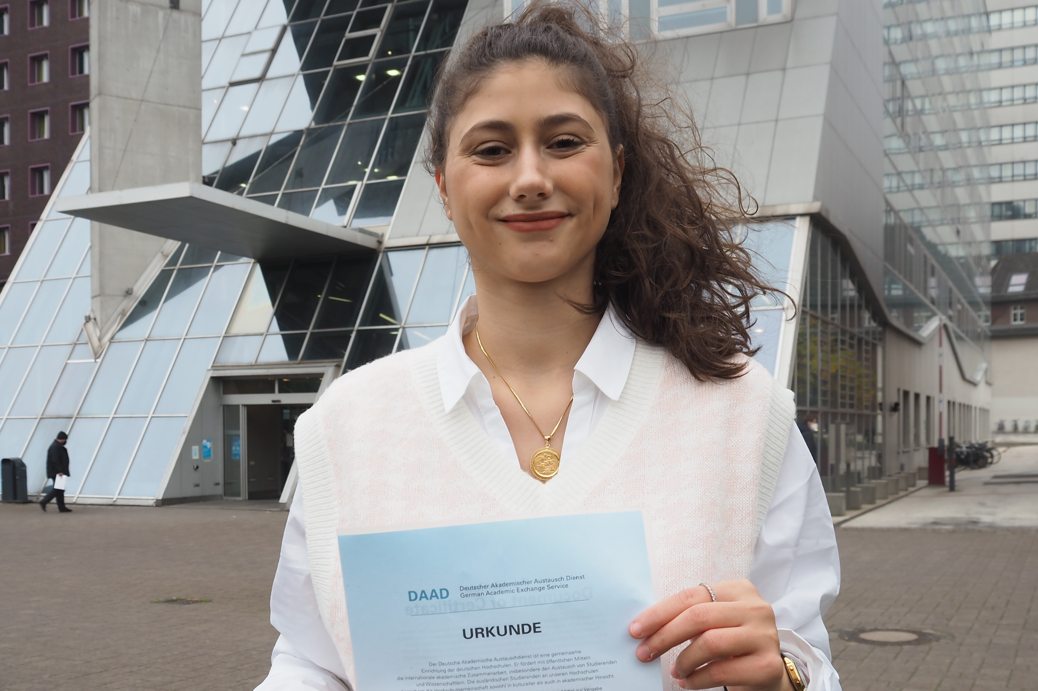 
                Claudia Buci, 2021 DAAD prize recipient
            