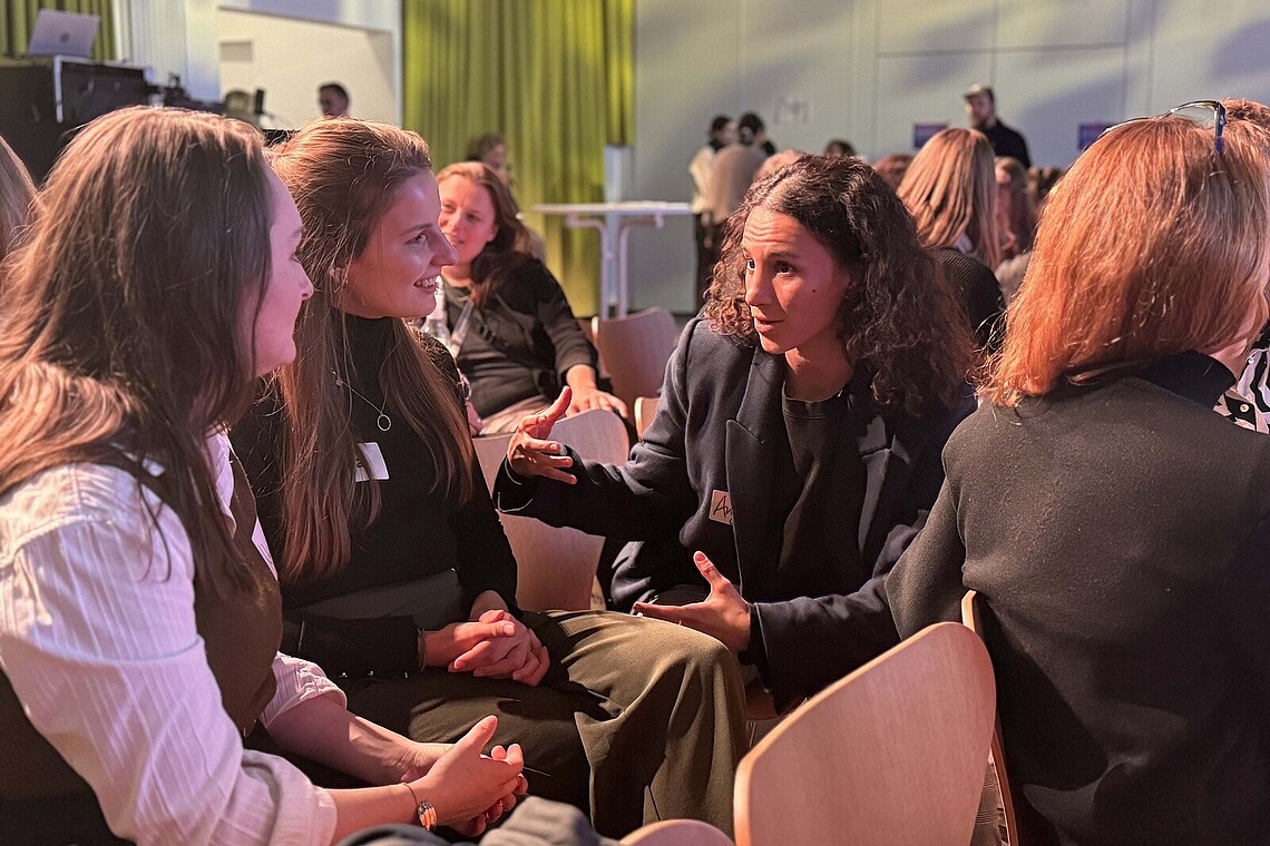 Foto vom Raum zur FEW 2024