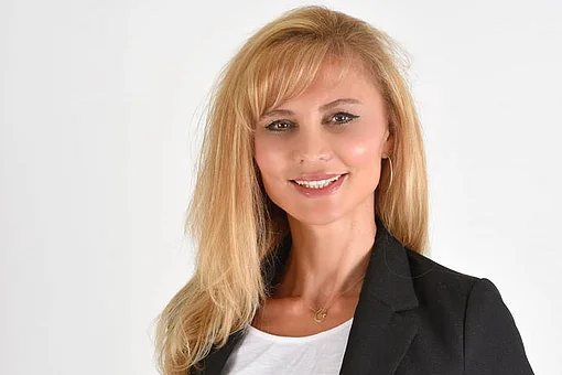 Ebru Tongar Ebru Tongar