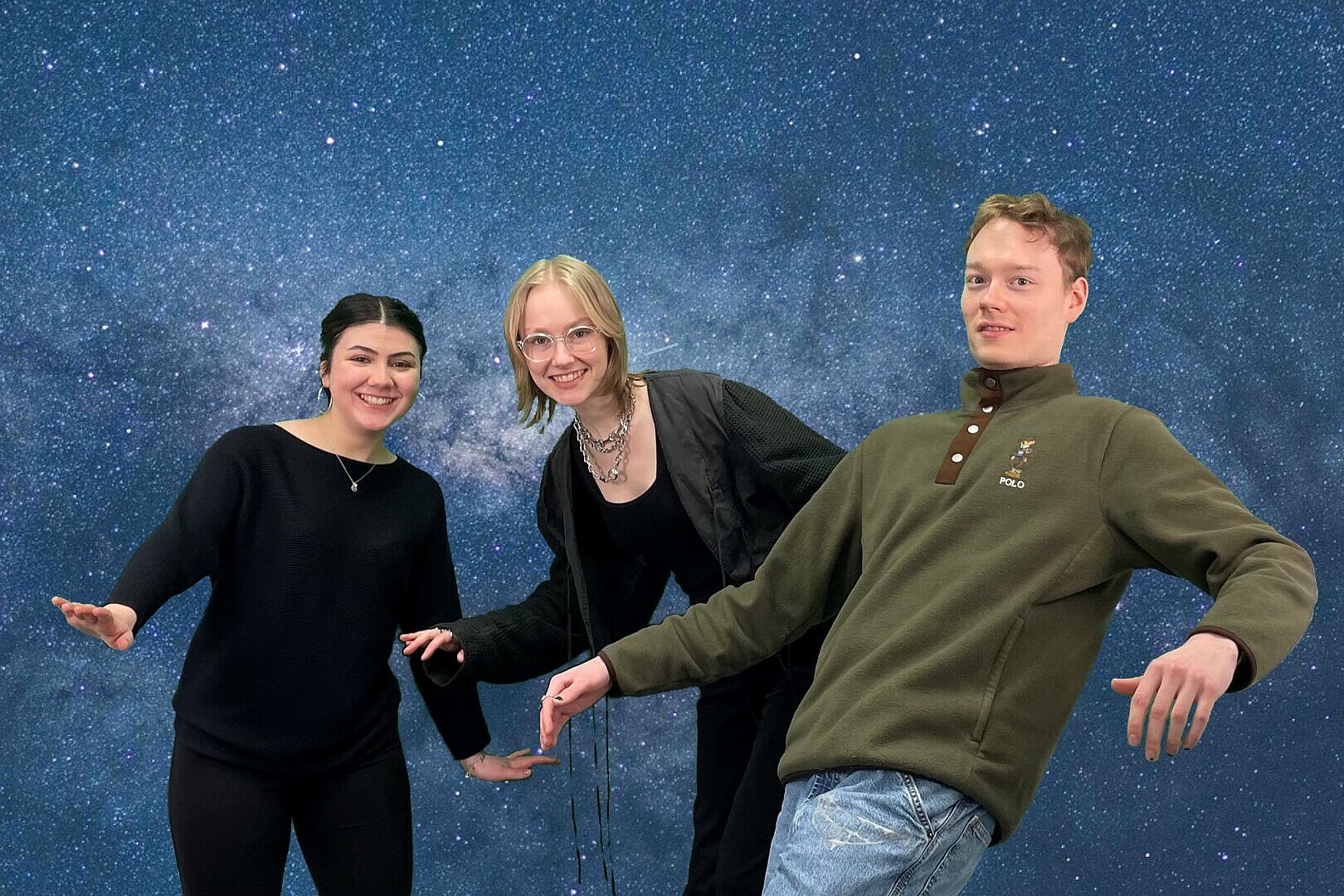 Podcastteam StudiSpace
Aine, Frieda und Karl vor einem Weltallhintergrund